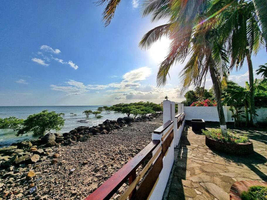 A Beachfront Very Near To Panama Apartment Veracruz